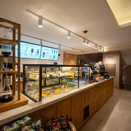 Reev Coffee House מלון דירות אנטליה