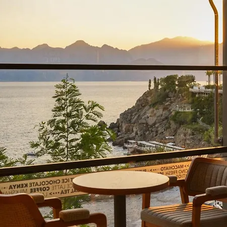 Reev Coffee House Apartahotel Antalya