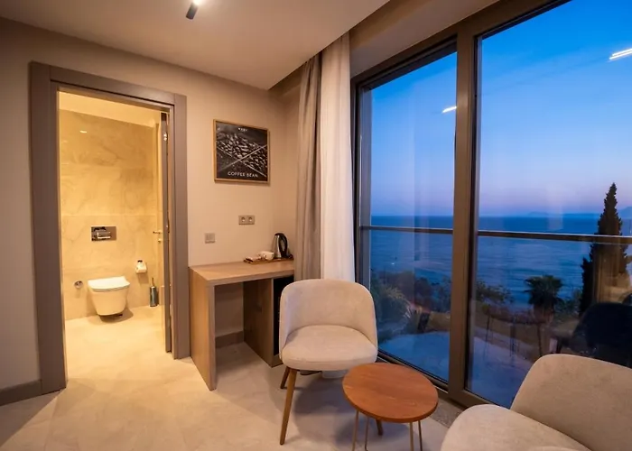 Lägenhetshotell Reev Coffee House Antalya