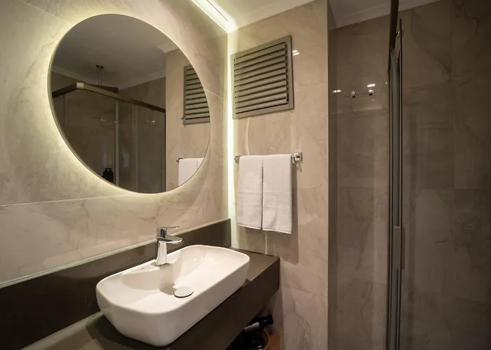 Reev Coffee House Lägenhetshotell